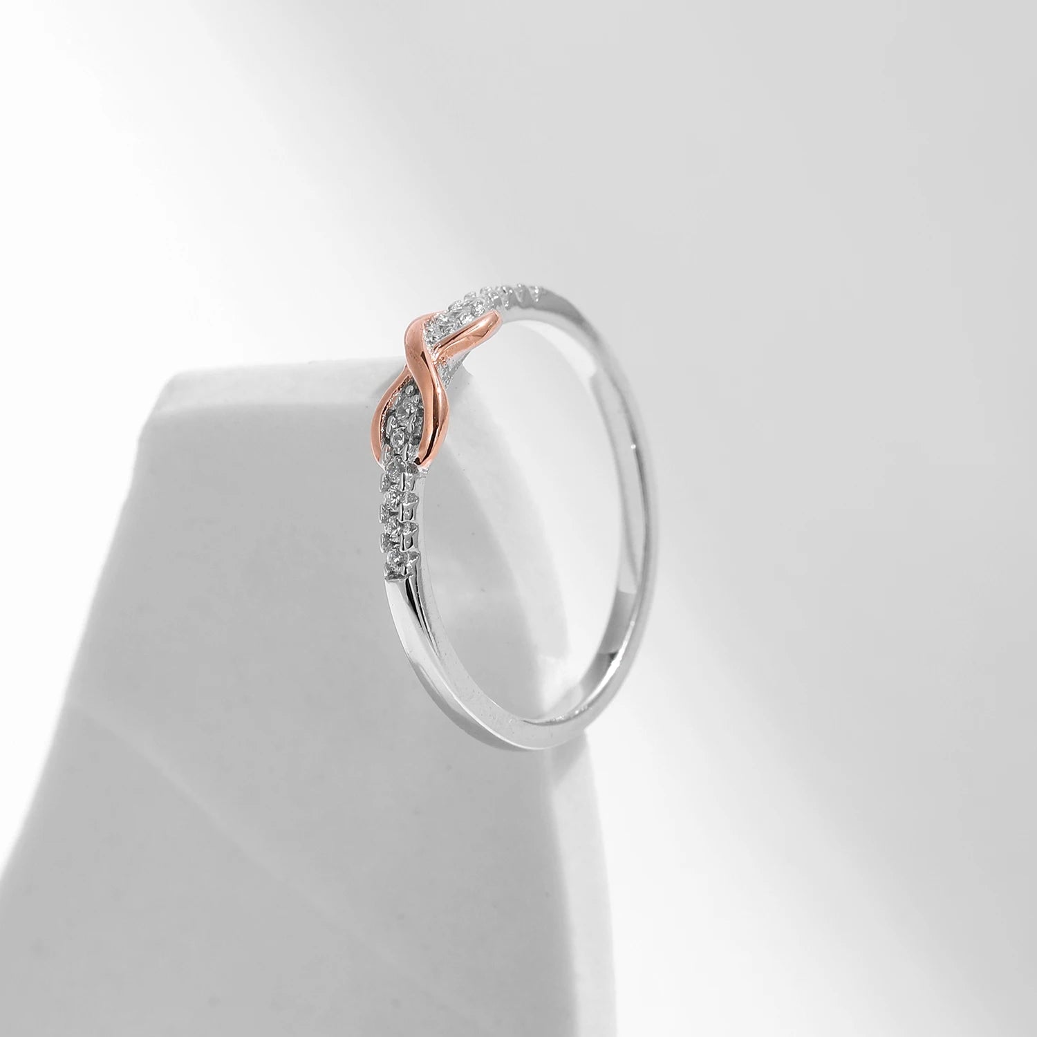 Anel Feminino Amor Infinito – Prata 925 Banhado a Ouro Rose