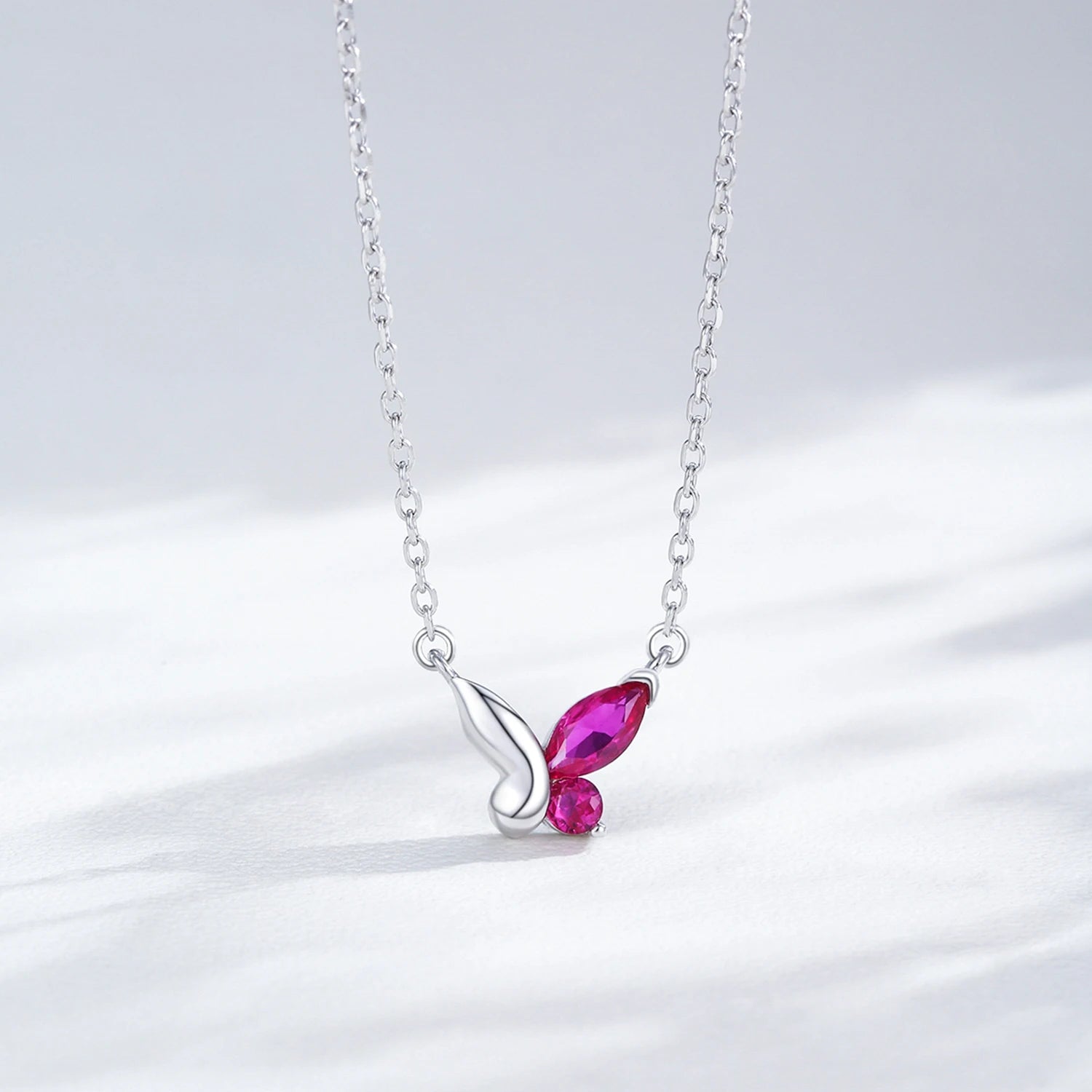 Conjunto Feminino Borboleta Rosa – Colar e Pulseira em Prata 925